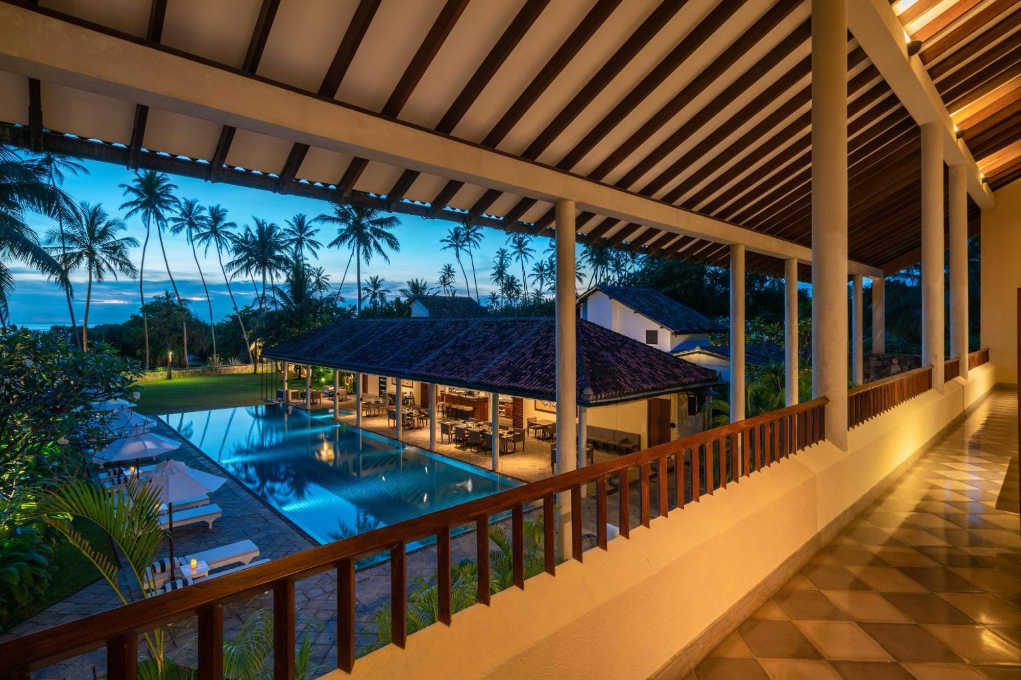 Taru Villas The Long House - ベントータ エクステリア 写真