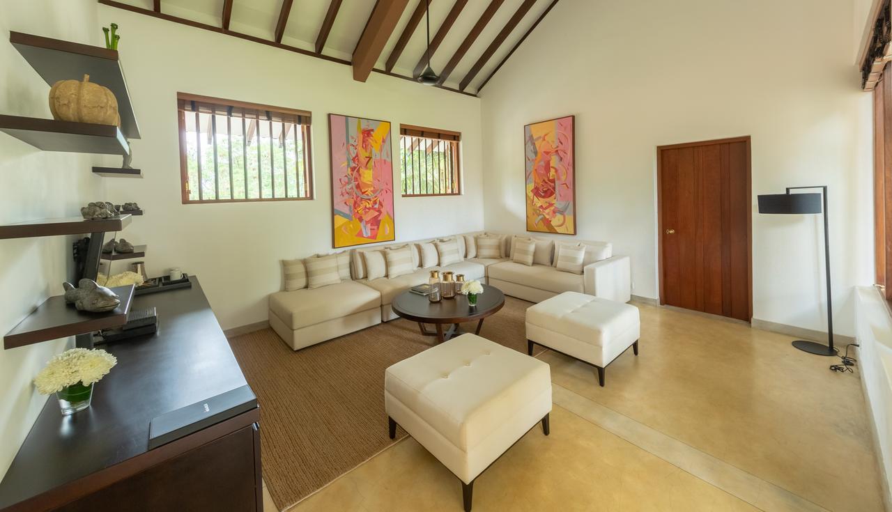 Taru Villas The Long House - ベントータ エクステリア 写真